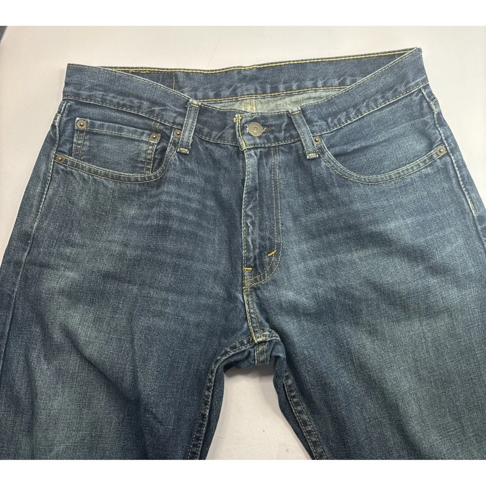 Levi's 514 Denim Jeans Men's 32x31‎ Blue Dark Wash Straight Leg Stretch Pockets